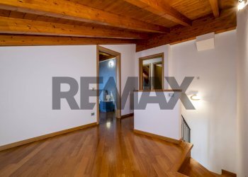 Stanza vuota - Two-room apartment Via Adamello
 
23/a, Almenno San Salvatore - photo 18