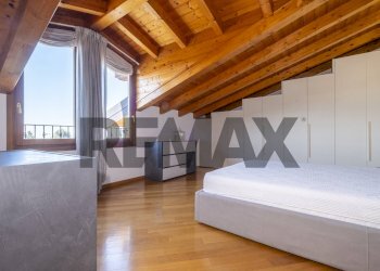 Camera / camera da letto - Two-room apartment Via Adamello
 
23/a, Almenno San Salvatore - photo 20