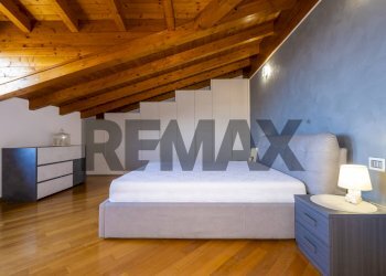 Camera / camera da letto - Two-room apartment Via Adamello
 
23/a, Almenno San Salvatore - photo 21