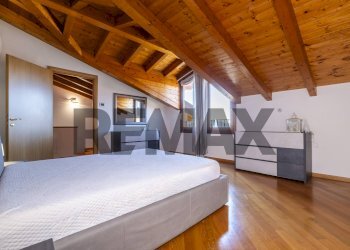 Camera / camera da letto - Two-room apartment Via Adamello
 
23/a, Almenno San Salvatore - photo 23