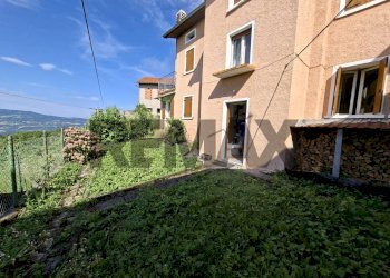 Edificio all\'aperto - Casa semi indipendente Via Placido Fabbris
 
157, Alpago - foto 2