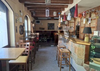 Cucina - Cafeteria - Cold Bar Piazza Arrigo Boito
6, Ponte nelle Alpi - photo 6