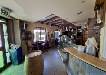 Cucina - Cafeteria - Cold Bar Piazza Arrigo Boito
6, Ponte nelle Alpi - photo 13