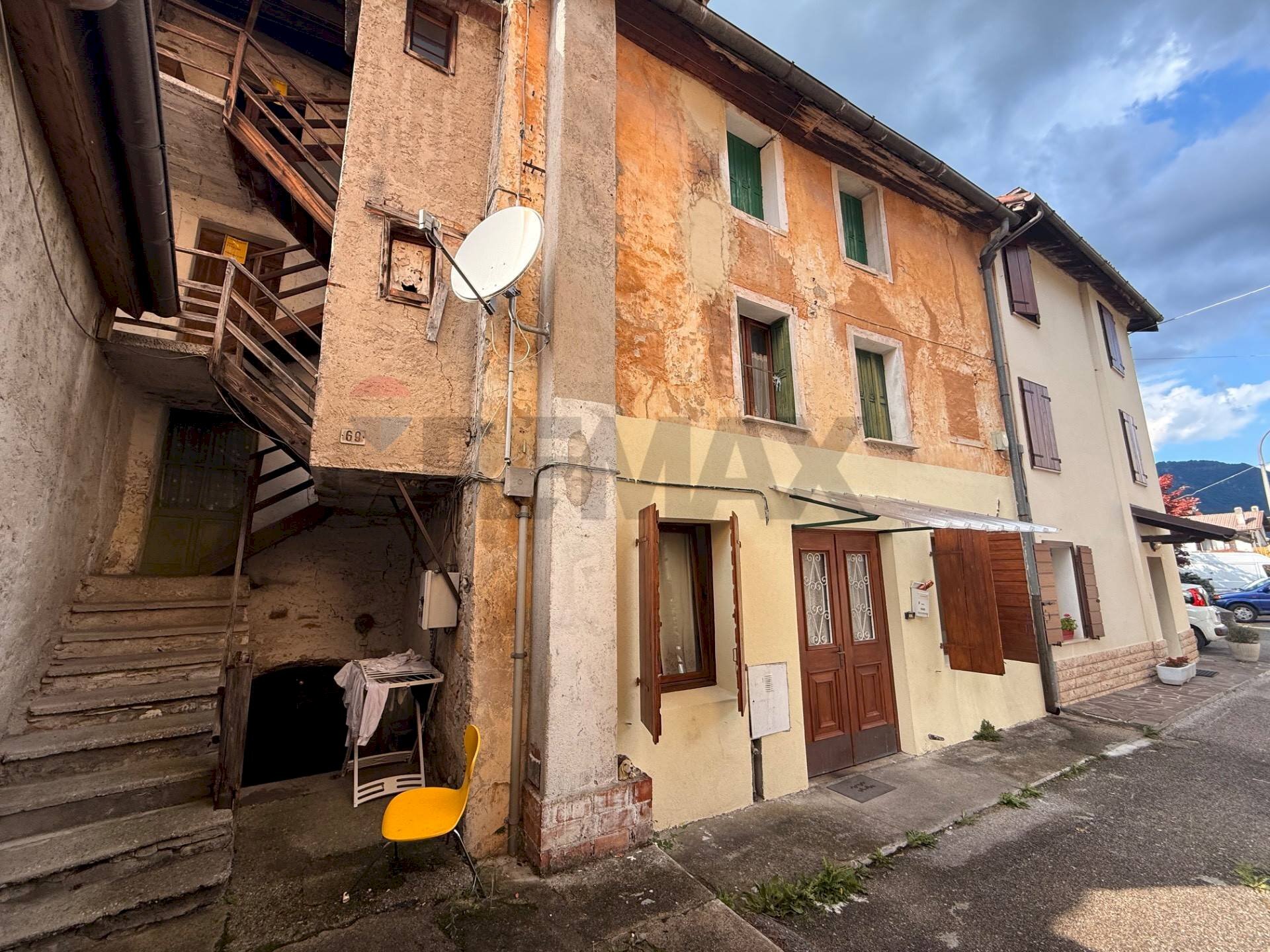 Edificio all\'aperto - Appartamento Via Per Nogarè
69, Belluno - foto 2