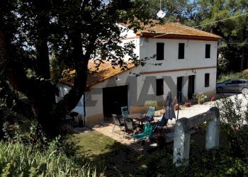 Casa all\'aperto - Independent house Via Sant'Amico
 
49, Morro d'Alba - photo 1
