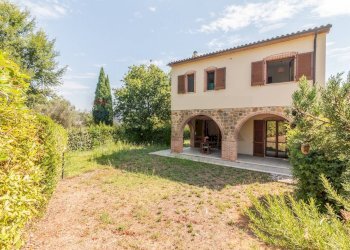 Casa all\'aperto - Casa semi indipendente Madonna Del Cavalluzzo
 
snc, Manciano - foto 1