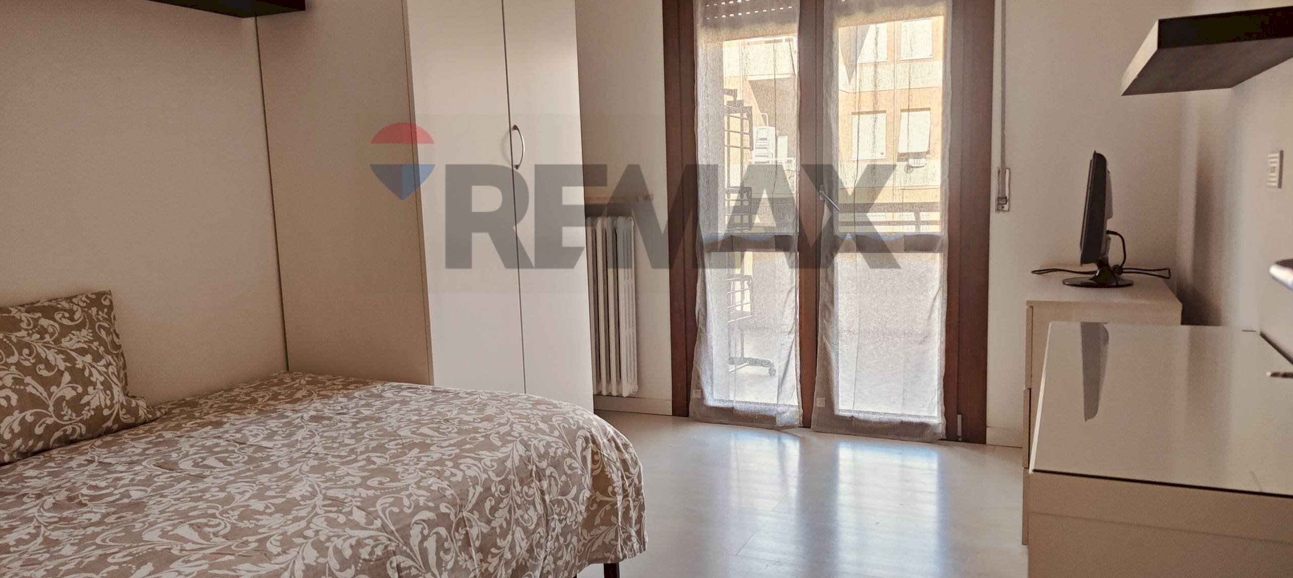 Camera / camera da letto - Non-buildable land via montanara
 
35, Parma - photo 2