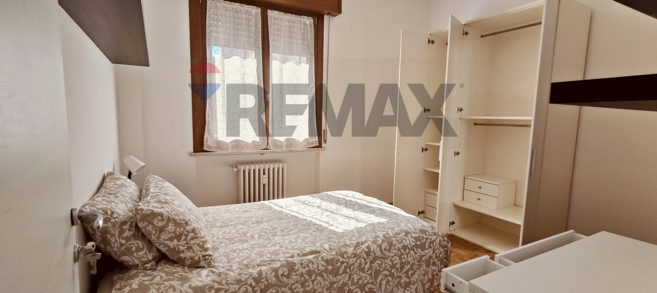 Camera / camera da letto - Non-buildable land via montanara
 
35, Parma - photo 1