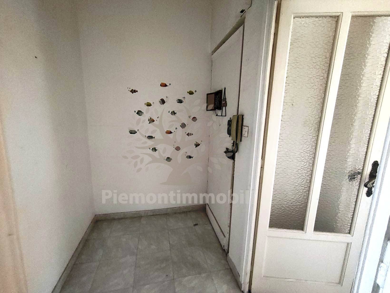 Foto 2 - Bilocale via messina
 
15, Collegno - foto 2