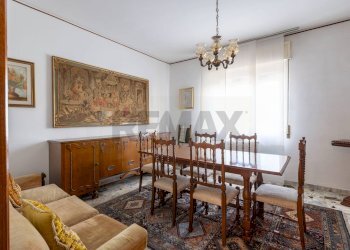 Sala da pranzo - Three-room apartment VIA PODGORA
 
22, Cusano Milanino - photo 5