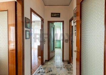 Hall / corridoio - Three-room apartment VIA PODGORA
 
22, Cusano Milanino - photo 12