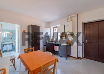 Sala da pranzo - Monolocale via cesare battisti
 
39, Somma Lombardo - foto 1