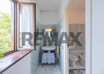 Bagno - Monolocale via cesare battisti
 
39, Somma Lombardo - foto 17