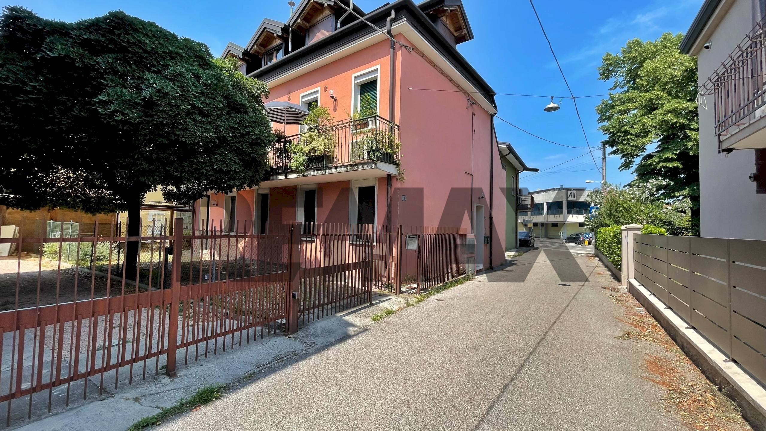 Casa all\'aperto - Quadrilocale Via Carlo Tivaroni
 
4, Padova - foto 1