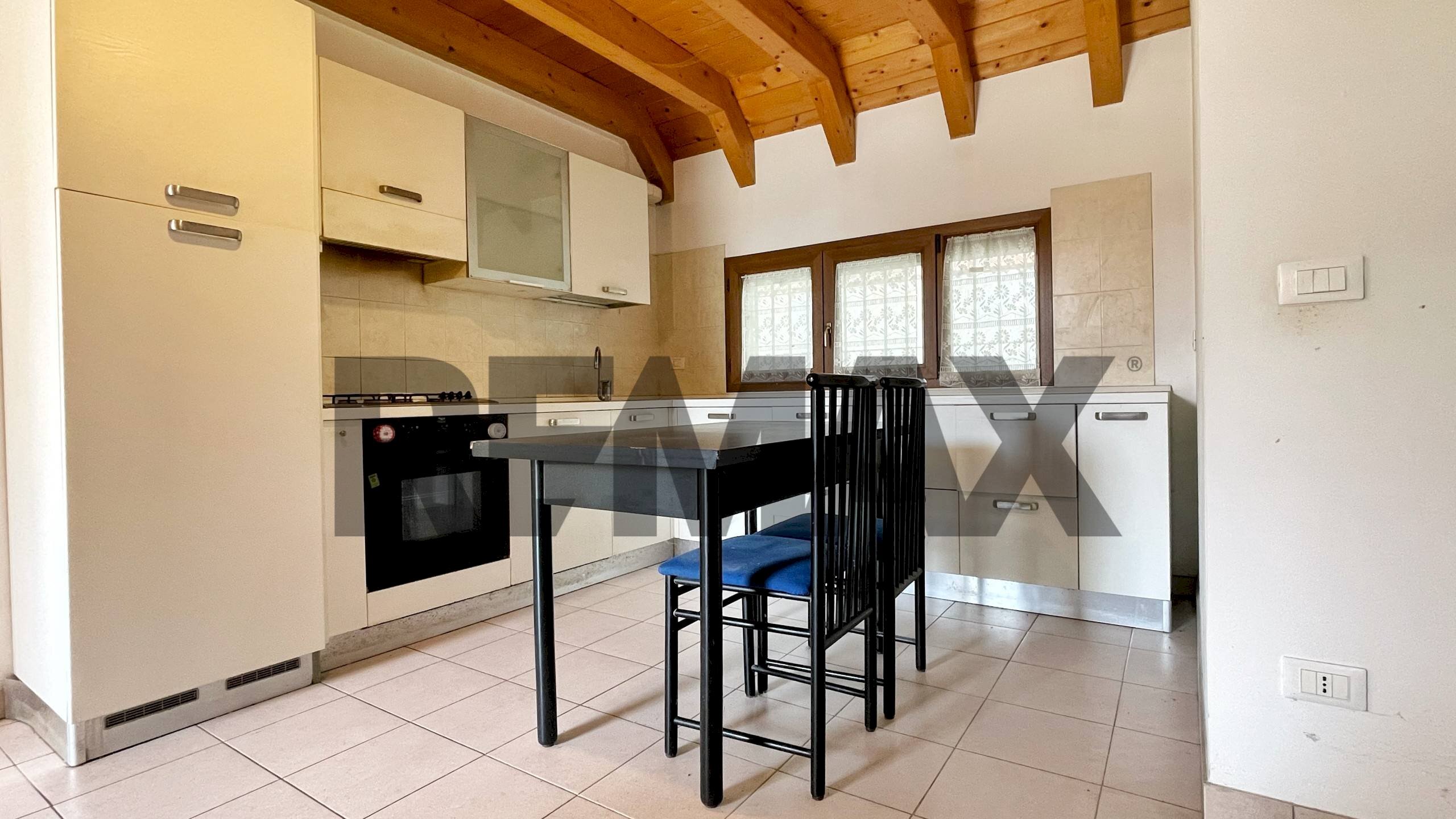 Cucina - Quadrilocale Via Carlo Tivaroni
 
4, Padova - foto 2