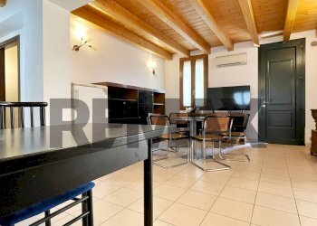 Sala da pranzo - Quadrilocale Via Carlo Tivaroni
 
4, Padova - foto 9
