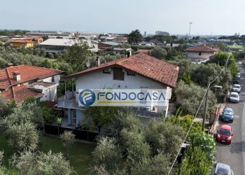 Esterno - Casa semi indipendente Via dei limoni, Massa - foto 5
