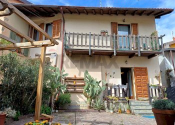 Foto 1 - Trilocale Via Foppaluera
 
10, Brivio - foto 1