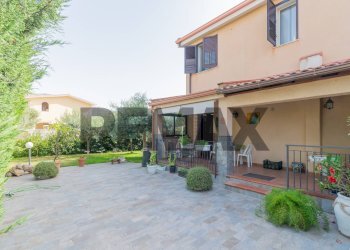 Casa all\'aperto - Villa Via Americo Vespucci
 
152, Carini - foto 1