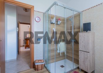 Bagno - Villa Via Americo Vespucci
 
152, Carini - foto 14
