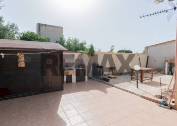 Terrazza - Villa Via Americo Vespucci
 
152, Carini - foto 31