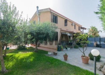 Casa all\'aperto - Villa Via Americo Vespucci
 
152, Carini - foto 35