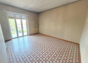 Foto 5 - Quadrilocale Viale Italia
 
4, Leini - foto 5