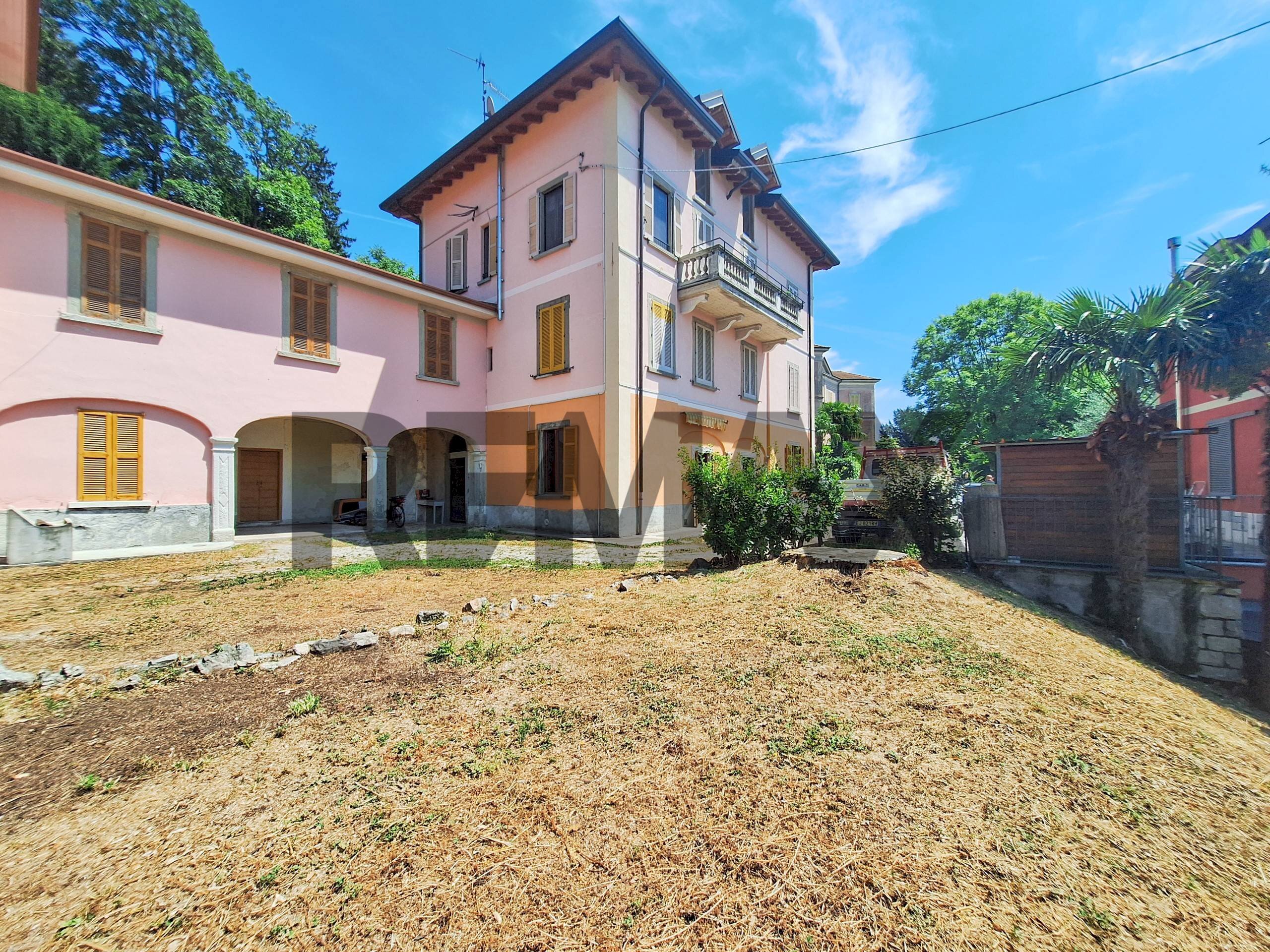 Casa all\'aperto - Two-room apartment VIA SALTRIO
 
9, Viggiù - photo 2