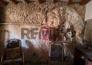 Dettagli - Casa indipendente via poggio del carancino
 
104, Siracusa - foto 12