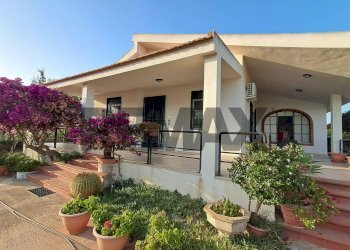 Casa all\'aperto - Villa contrada randello STRADA PROVINCIALE 85 KM 4, 25
 
snc, Ragusa - foto 28