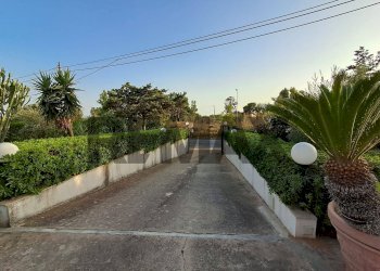 Casa all\'aperto - Villa contrada randello STRADA PROVINCIALE 85 KM 4, 25
 
snc, Ragusa - foto 37