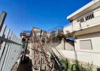 Edificio all\'aperto - Villa Via Perù
 
11, Vittoria - foto 4