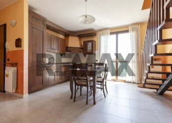 Cucina - Villa Bifamiliare via Galileo Galilei
 
30, Lonate Pozzolo - foto 6