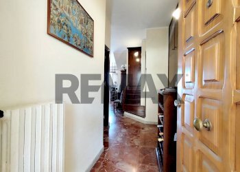 Hall / corridoio - Four-room apartment via A81
 
4, Palermo - photo 2