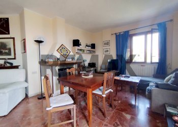 Sala da pranzo - Four-room apartment via A81
 
4, Palermo - photo 15