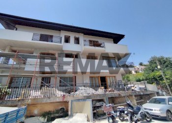 Edificio all\'aperto - Four-room apartment via A81
 
4, Palermo - photo 25