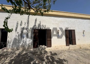 Casa all\'aperto - Villa contrada Berbarello
 
439, Marsala - foto 25