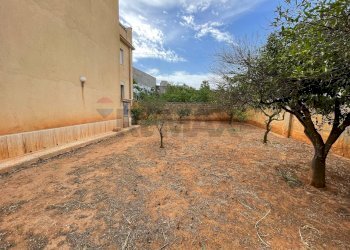 Giardino - Appartamento Via Socrate
 
5, Mazara del Vallo - foto 44
