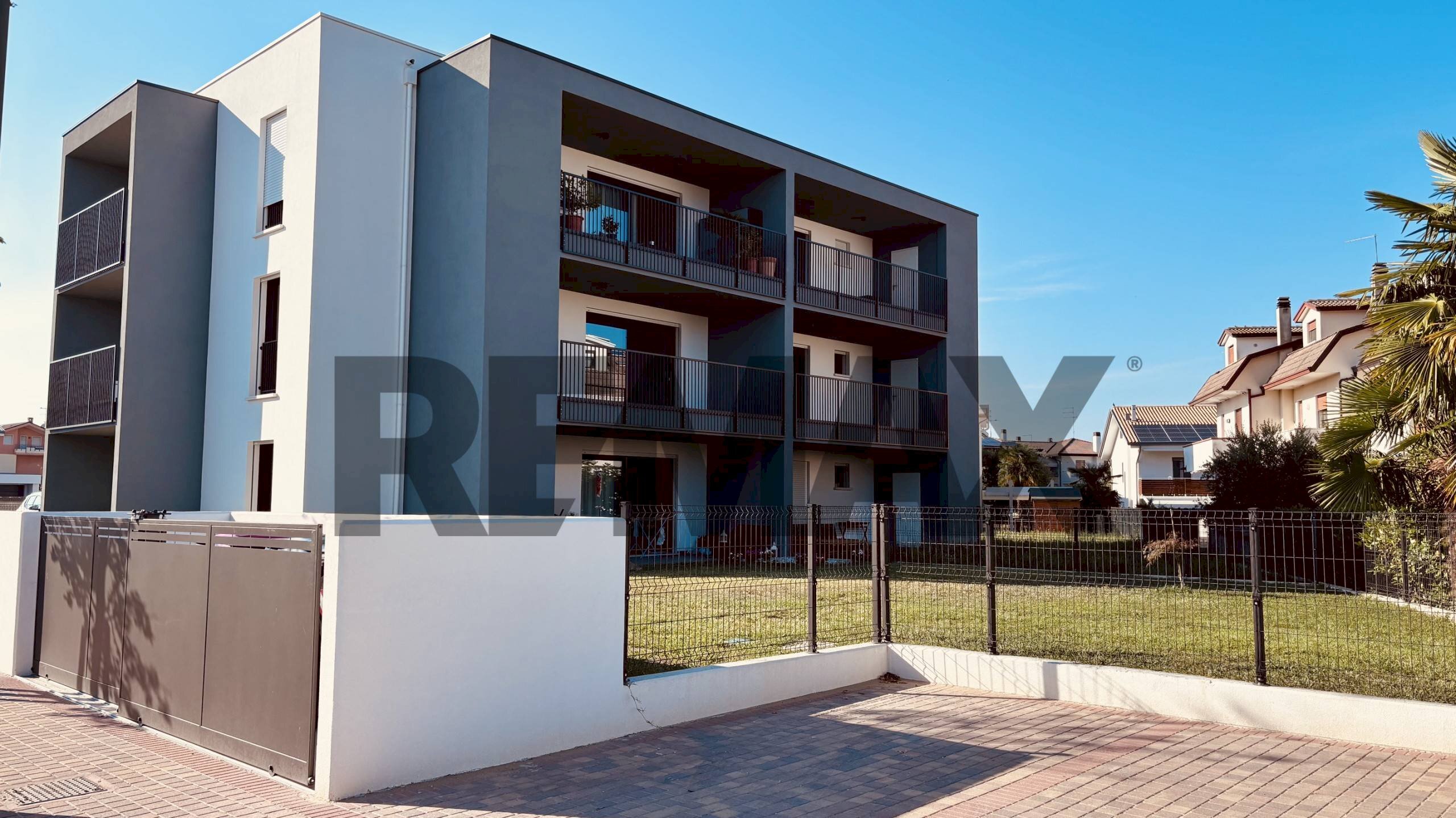 Edificio all\'aperto - Trilocale Via goldoni
snc, Jesolo - foto 2