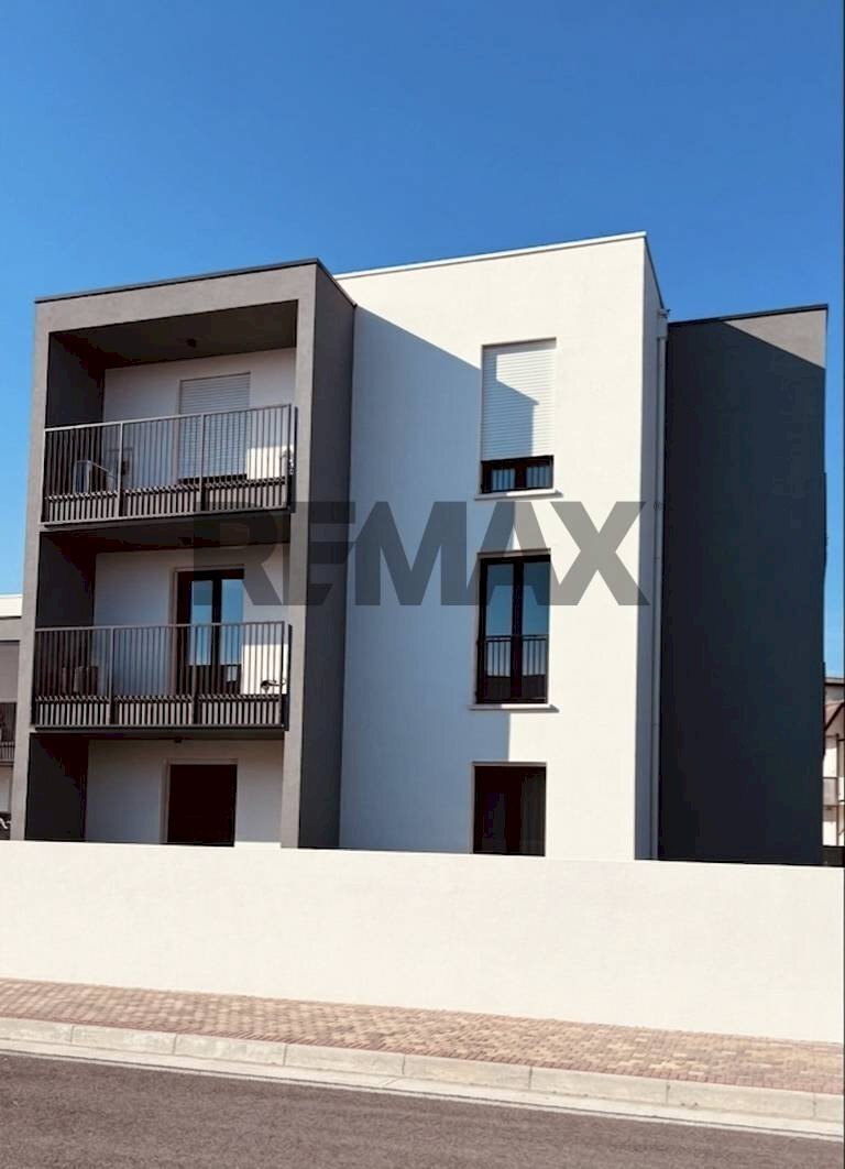 Edificio all\'aperto - Trilocale Via goldoni
snc, Jesolo - foto 3