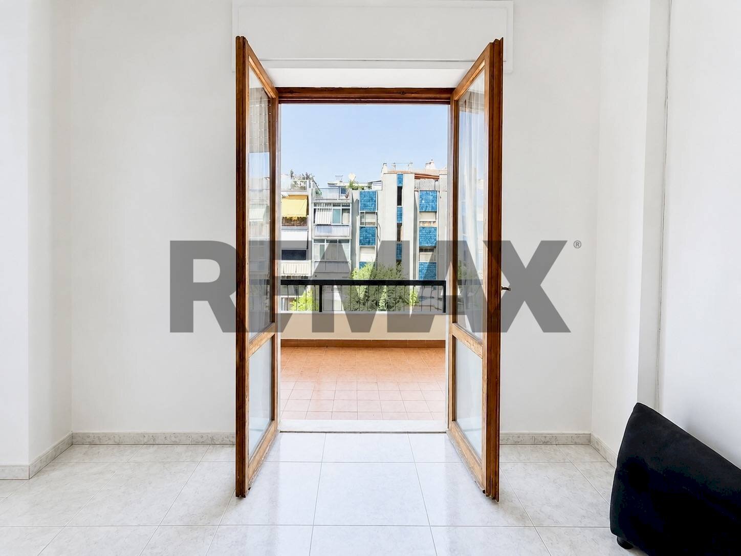 Hall / corridoio - Three-room apartment Via Delle Libellule
17, Cagliari - photo 2