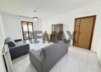 Soggiorno - Three-room apartment Via Delle Libellule
 
17, Cagliari - photo 12