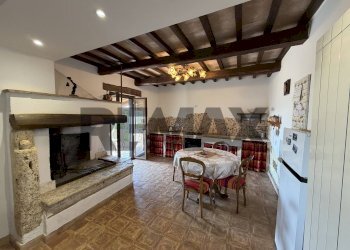 Sala da pranzo - Casa indipendente LOC. FORMICA
 
SNC, Pitigliano - foto 1