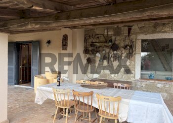 Sala da pranzo - Casa indipendente LOC. FORMICA
 
SNC, Pitigliano - foto 6