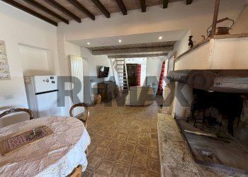 Sala da pranzo - Casa indipendente LOC. FORMICA
 
SNC, Pitigliano - foto 8