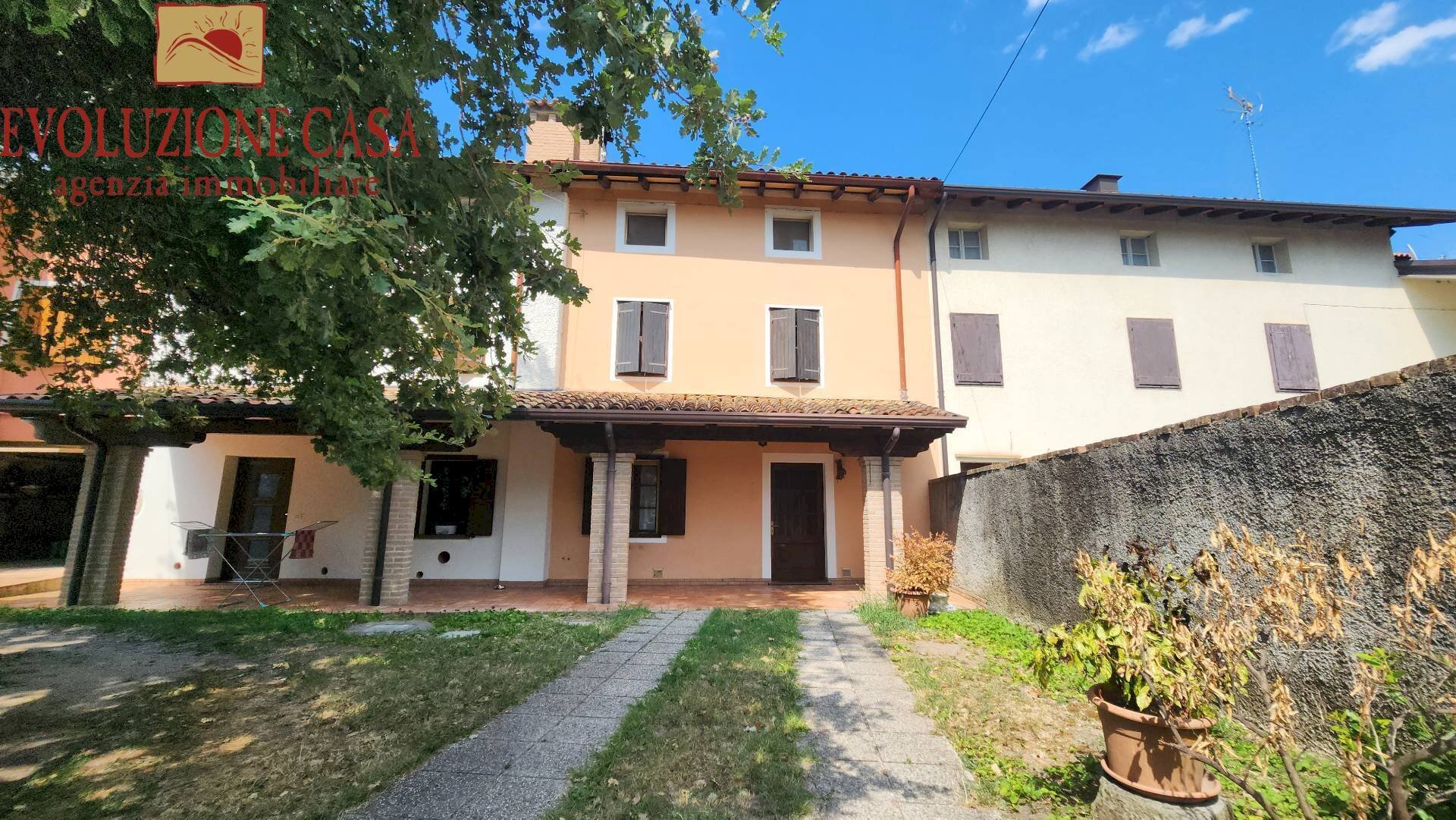 Foto 1 - Casa indipendente via cave
 
1, Fogliano Redipuglia - foto 1