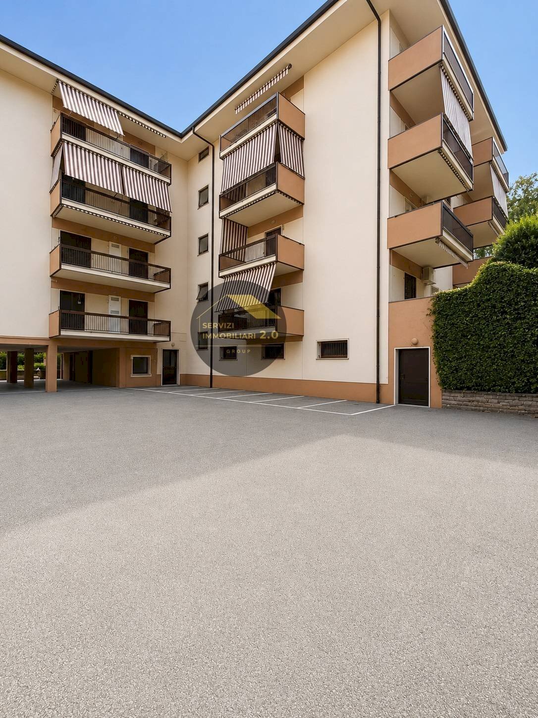 Foto 1 - Trilocale via luigi zambarelli
 
24, Frascati - foto 1