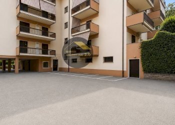 Foto 1 - Trilocale via luigi zambarelli
 
24, Frascati - foto 1