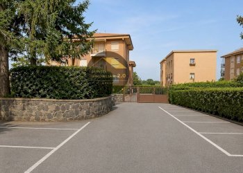 Foto 2 - Trilocale via luigi zambarelli
 
24, Frascati - foto 2