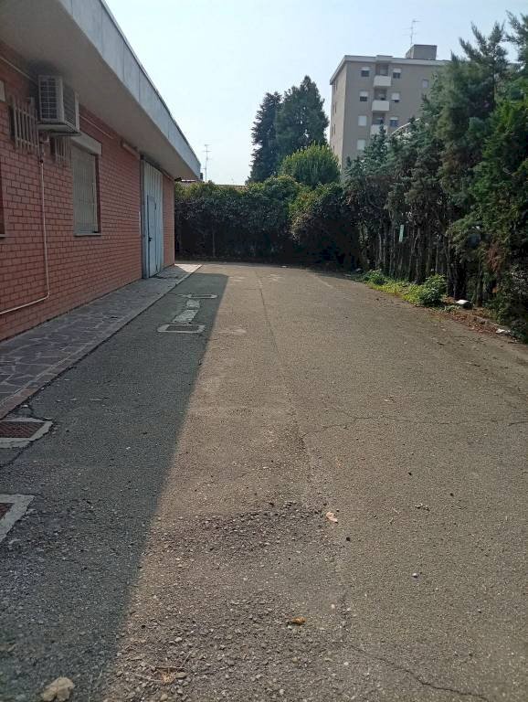 Cortile interno - Shed via Magazzino, Carpi - photo 3
